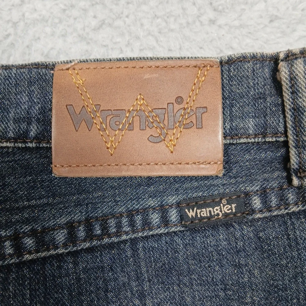 Wrangler Regular Fit Jeans Men's 44x30 Blue Denim Made in Mexico‎
